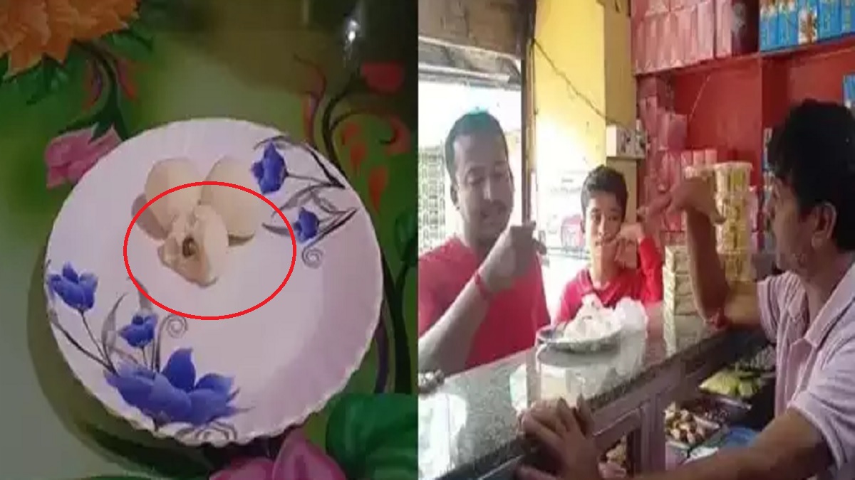 রসগোল্লার ভেতর শামুক! মুখে দিতেই কাটলো জিভ