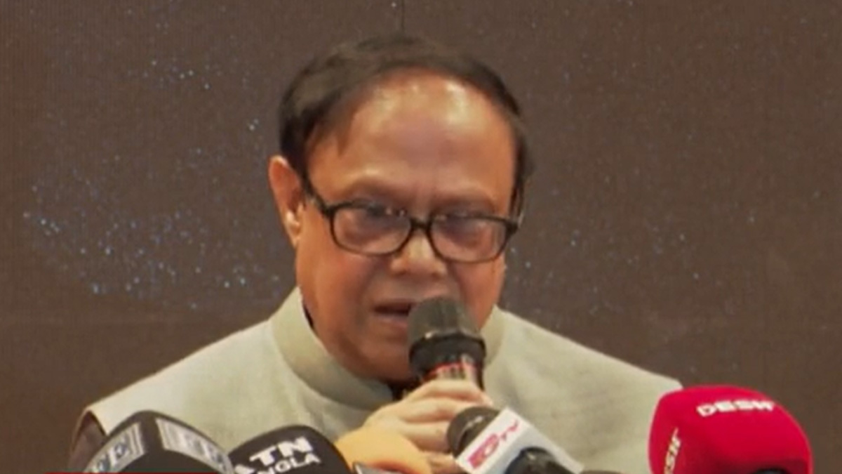 পলাতকদের কিছু অর্থ জব্দ করা হয়েছে: গভর্নর