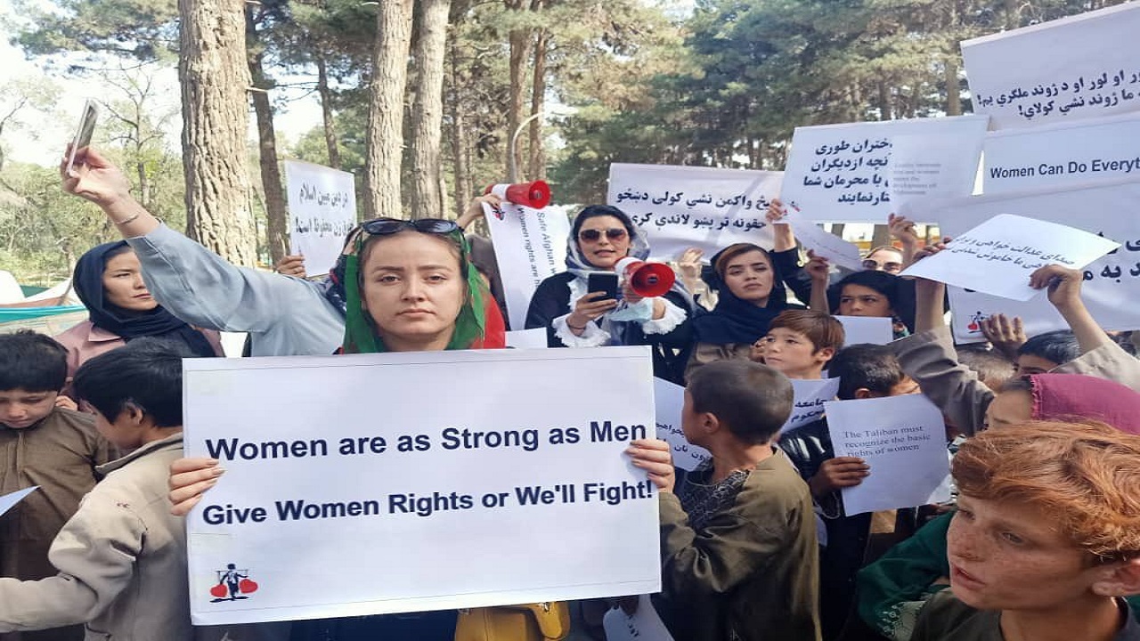 আফগানিস্তানে আবারও বিক্ষোভে নেমেছে নারীরা