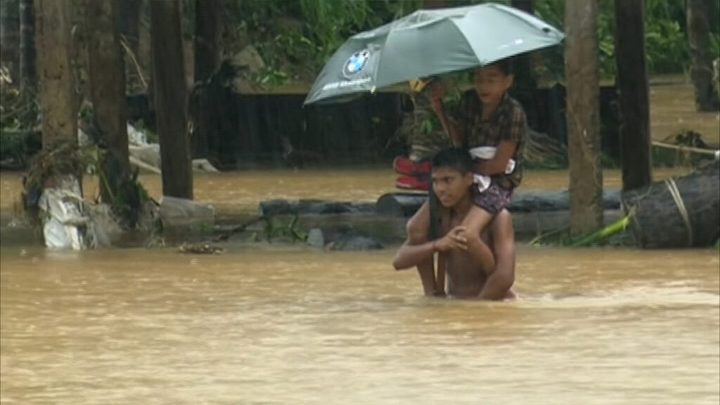 আকস্মিক বন্যায় প্লাবিত সিলেটের ৪ উপজেলা