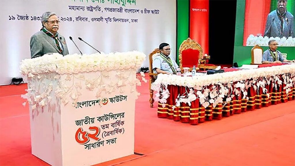 কিশোর গ্যাং অপরাধ কমাতে স্কাউটিং কার্যকর ভূমিকা রাখতে পারে: রাষ্ট্রপতি