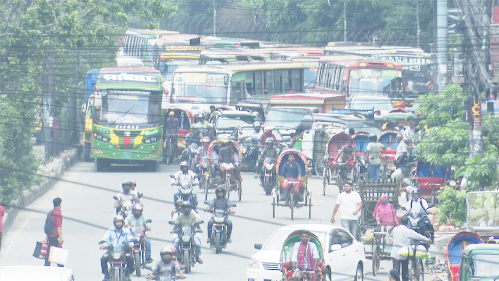 জনমনে স্বস্তি ফিরছে