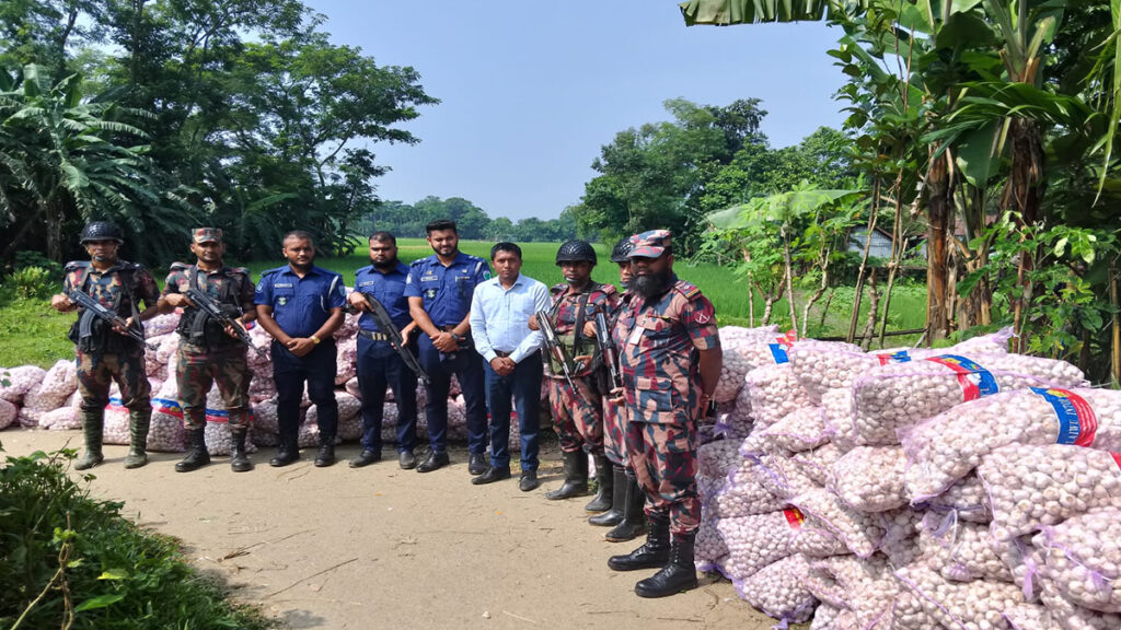 সুনামগঞ্জ সীমান্তে প্রায় ২ কোটি টাকার অবৈধ পণ্য জব্দ 